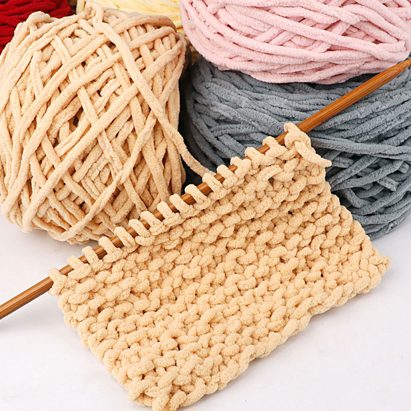 Thick wool ball hand-woven hook slippers ice strip diy woven scarf ice velvet gift material plush ball hook shoes