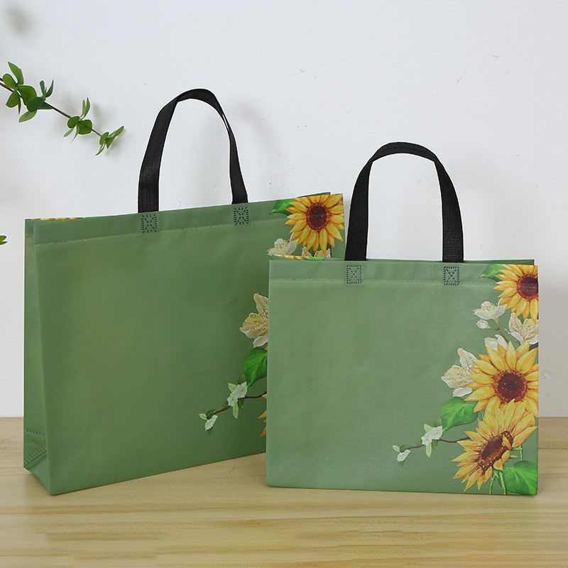 Picture of Non-Woven Handbags, Clothing Store Bags, Custom-Made Boys' and Girls' Clothing Shopping Bags, Coat Gift Bags, Custom-Made