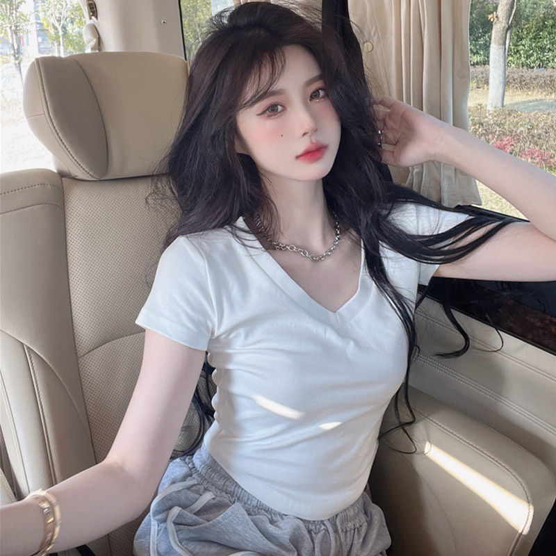 Women's Summer Spice Girls Joker Solid Color Interior Short Top Pure Spice Girls V-neck Short Sleeve T-shirt Women's Wholesale Supply