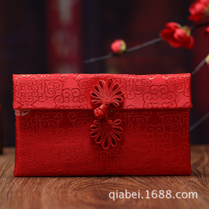 Picture of Creative buckle red envelope fabric brocade printing Li is a wedding change bag Chinese wedding festive supplies wholesale