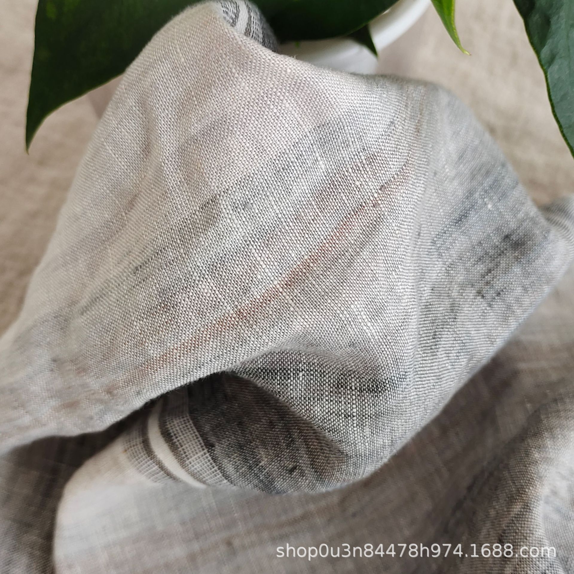 Picture of Pure Linen Gradient Yarn-dyed Wide Fabric French 100% Linen Sand-washed Bedding Fabric 17*14s Linen