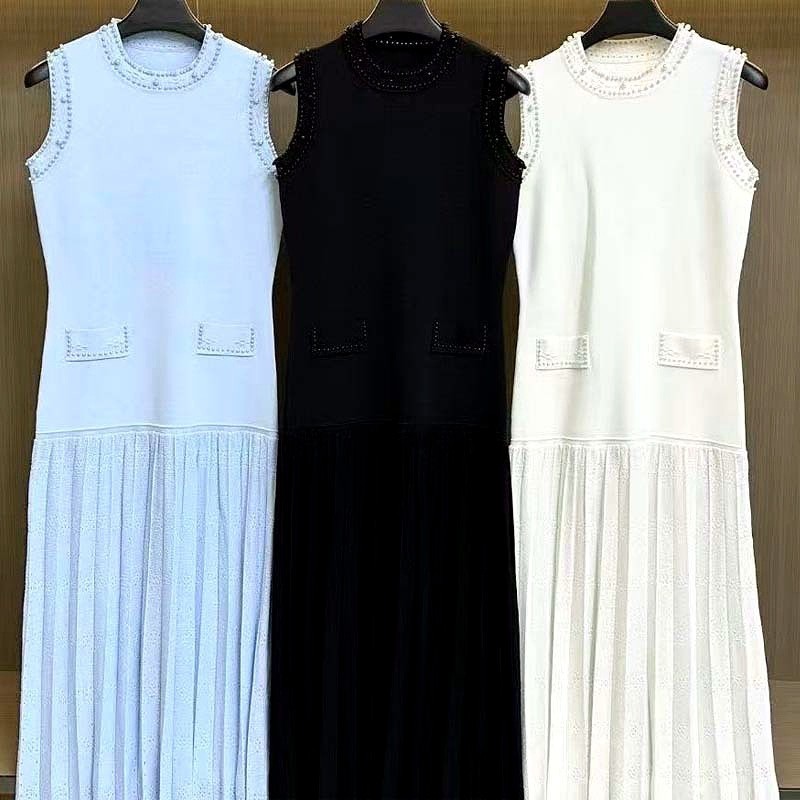Picture of 2025 European and American Cut Out Pleated Long Skirt Accessible Luxury Pearl Hem Knitted Dress Round Neck Sleeveless Vest Dress