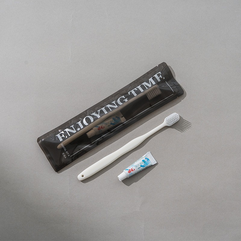 Picture of Hotel Special Hotel Toiletries Set Comb Disposable Toothbrush with Toothpaste Soft Hair Homestay Wholesale Customization
