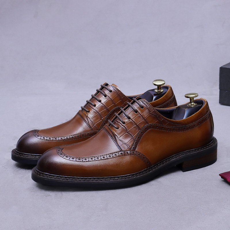 High-end carved men's shoes, new men's top-grain cowhide, genuine leather, business high-end vintage office leather shoes