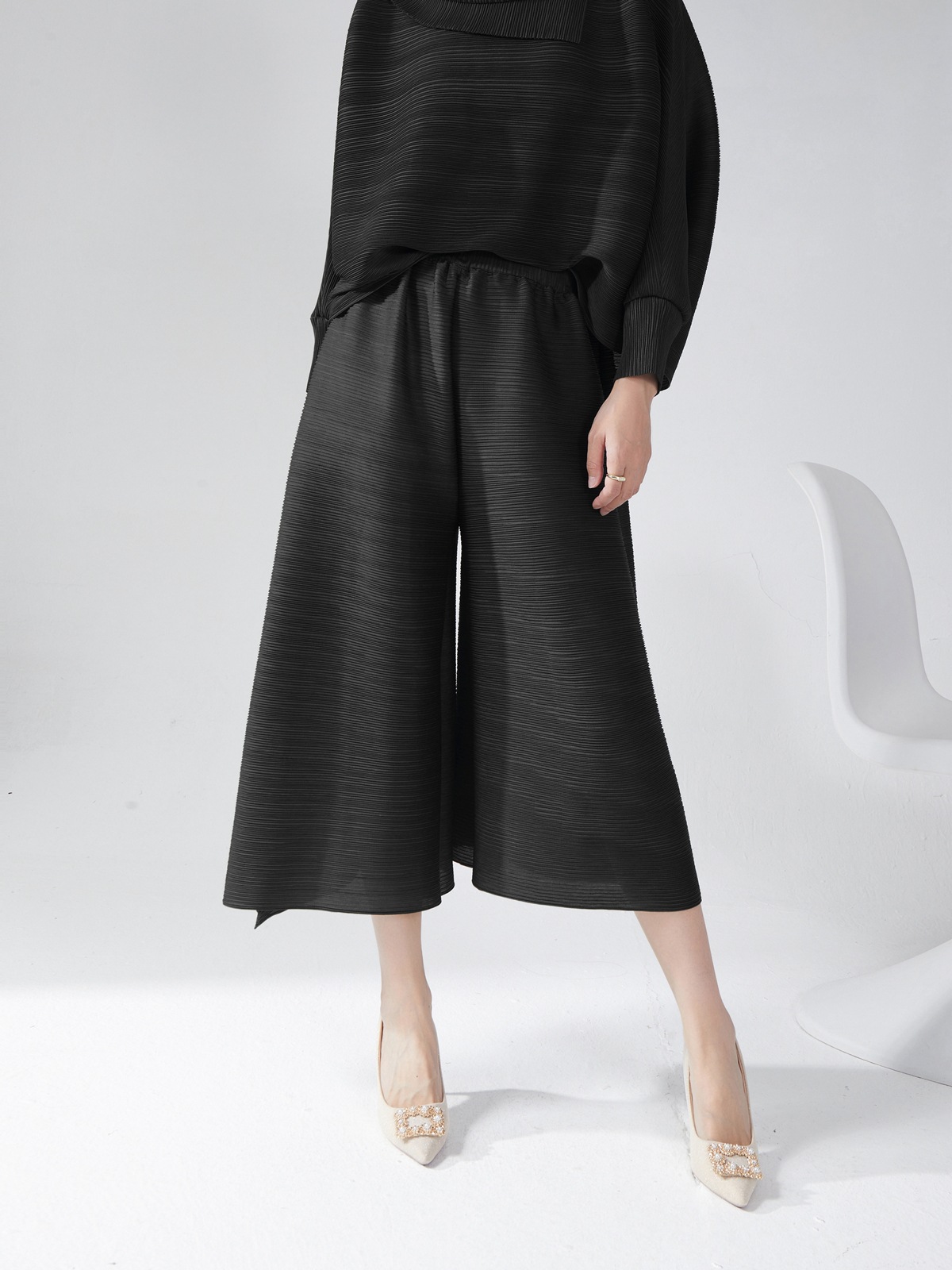Miyake plus size Pants Women's Wide-leg Pants Drape High-end Pleated Summer Thin Loose Cropped Casual Pants Women
