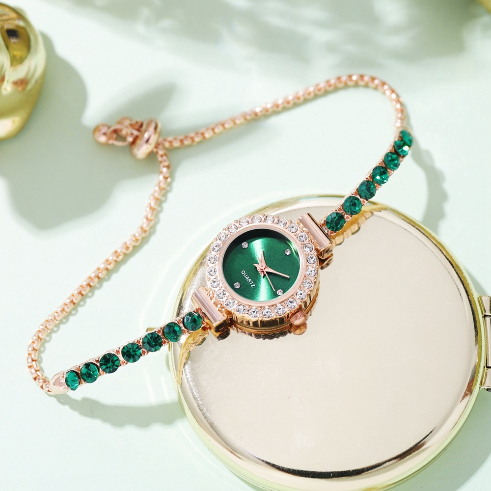 Live Internet Celebrity Hot-Selling Personalized Gem-Set Diamond Women's Bracelet Watch Cross-Border Personalized Alloy Women's Watch Wholesale in Stock