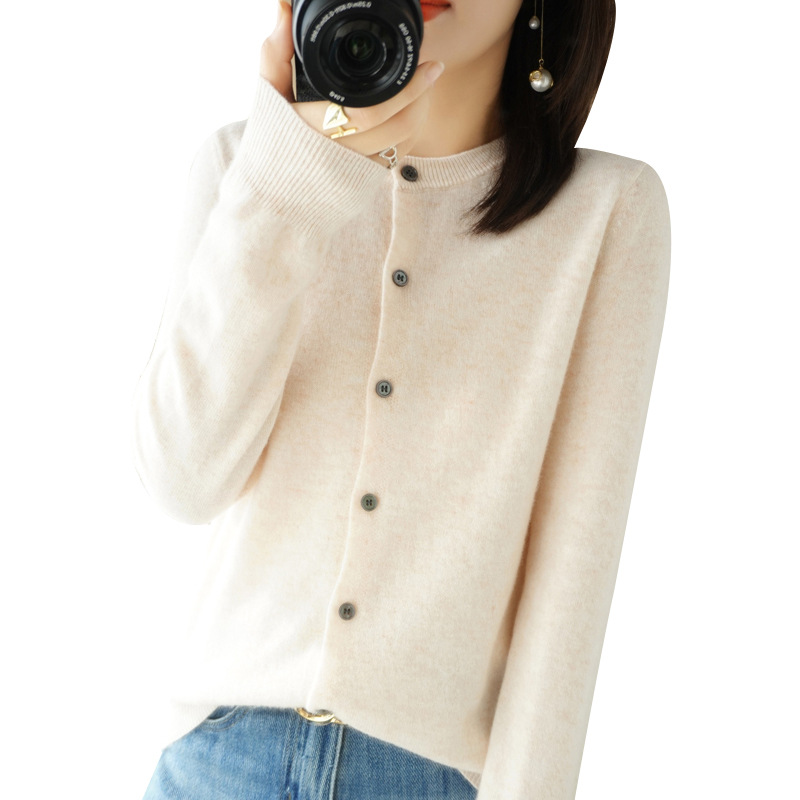 Picture of New 2025 Autumn and Winter Ol Elegant Cardigan Long-Sleeved Round Neck Straight Sweater Women's Knitted Knitwear One Piece Wholesale