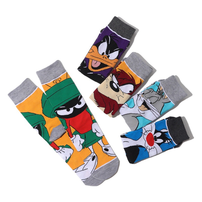 Wholesale tide socks men's cotton cartoon tube socks cross-border long tube business women's socks factory animation big flying duck European and American socks