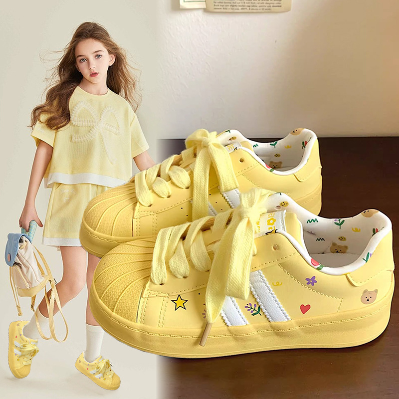 2025 spring and autumn new shell headboard shoes, new retro small pamine lightweight and versatile girls' moral training shoes