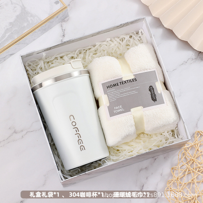Picture of Business Accompanying Gift Set Practical Staff Birthday Welfare Gift Company Annual Meeting Creative Gift Wholesale Christmas