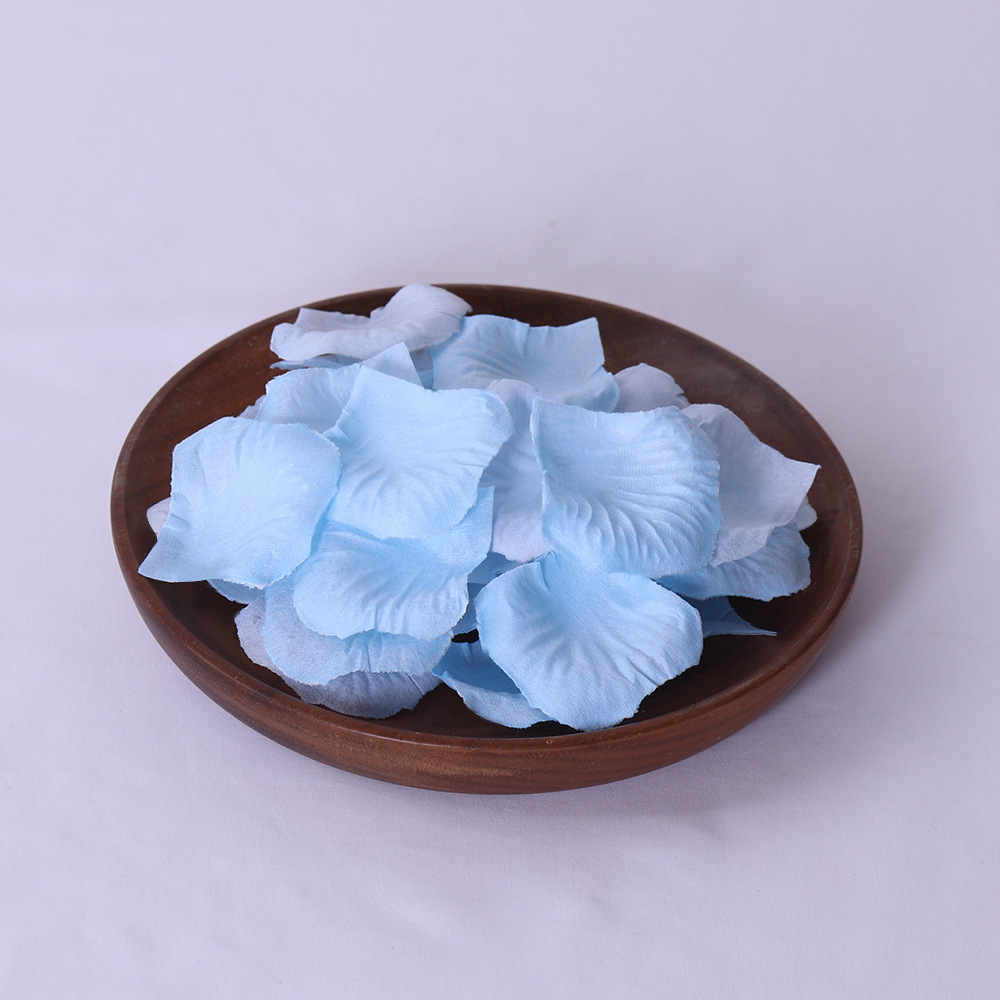 Picture of Non-woven fabric stacked 1000 pieces of rose petals wedding bar celebration hand decorative props artificial flower generation