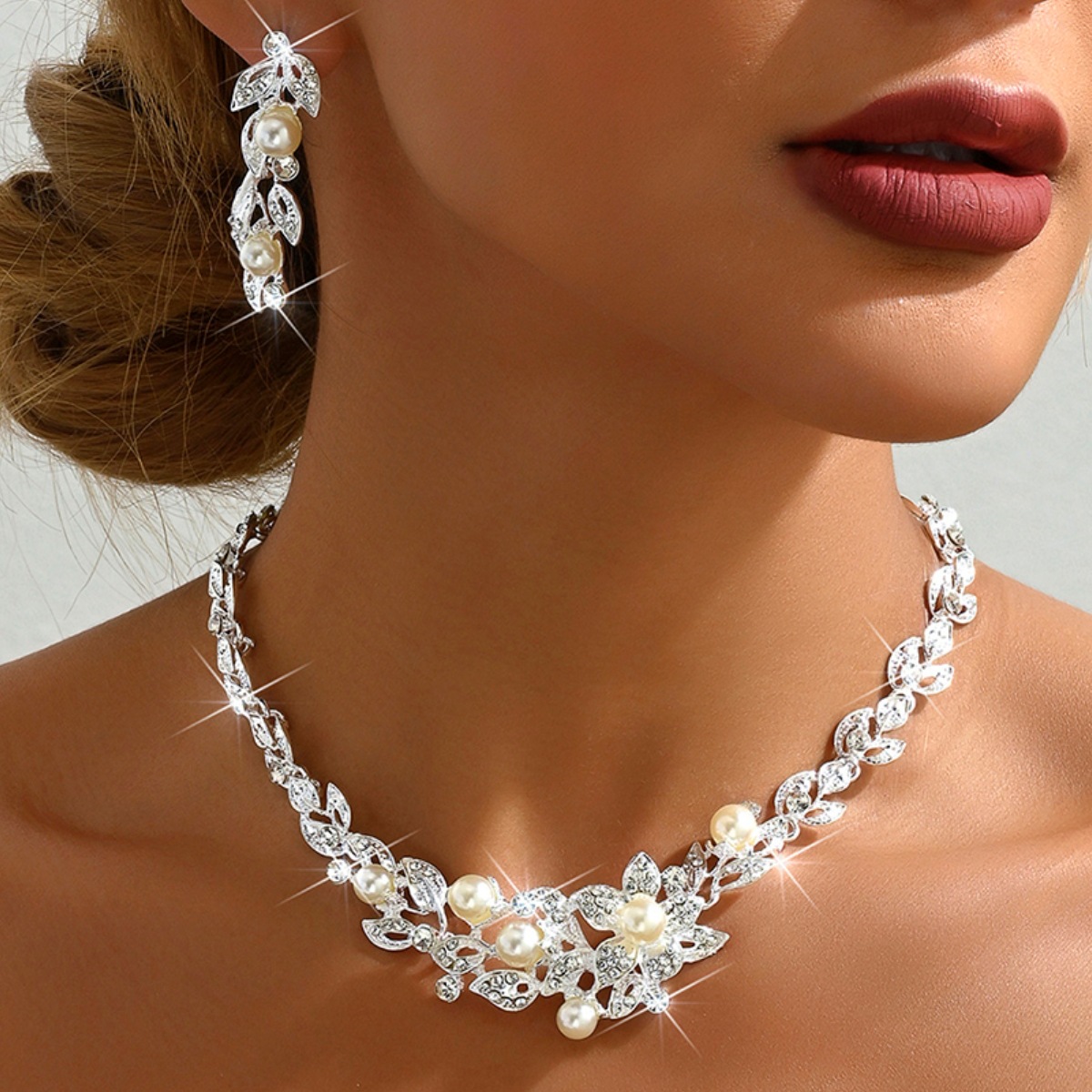 Cross-border jewelry wholesale Middle East explosions bride jewelry suit alloy pearl rhinestone necklace earrings two-piece women