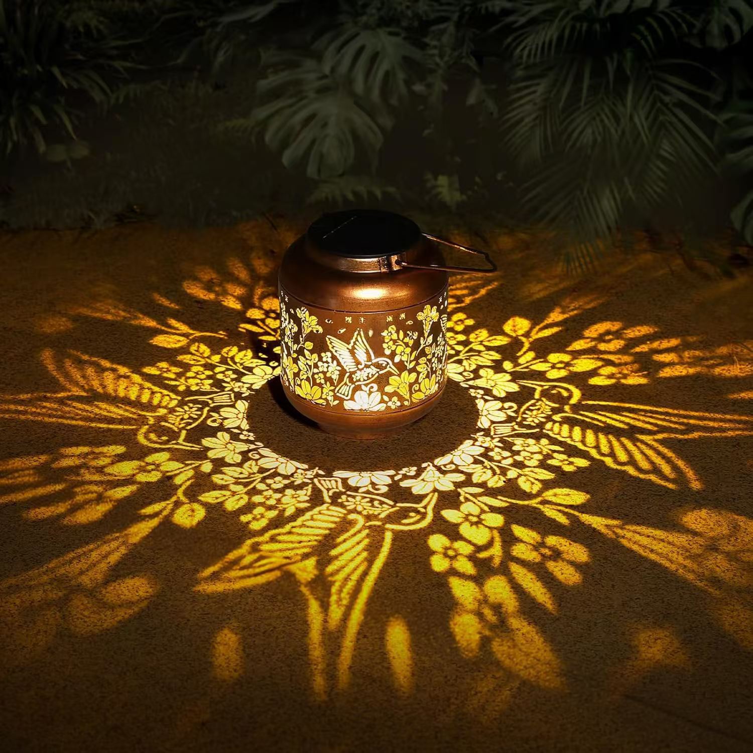 Amazon's New Solar Garden Light Waterproof Iron Hollow Light Villa Garden Courtyard Outdoor Decorative Hanging Light