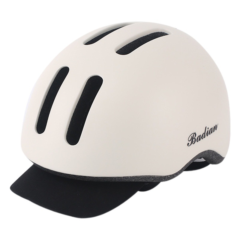 Outdoor Commuter Riding Helmet Integrated Breathable Lightweight Four Seasons Universal Bicycle Helmet Riding Equipment
