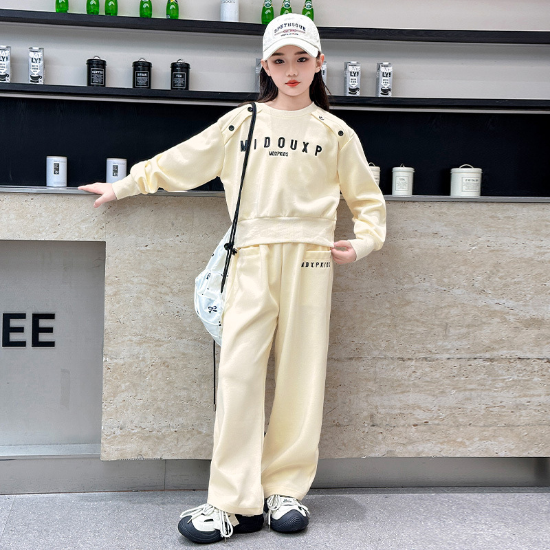 Children's Fashionable Internet Popular Handsome Sporty Style suit Girls Spring and Autumn New Western-style Letter Outer Wear Two-piece Set