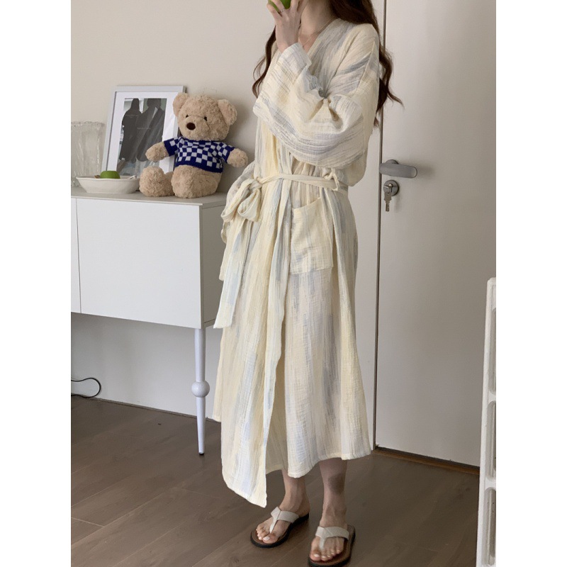 Picture of Korean Export Women's Ins Autum New Nightgown Elegant Home Wear Women's Breathable Loose Belt Long Bathrobe
