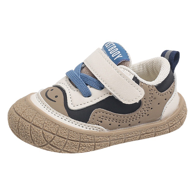 Children's sneakers Spring and Autumn new boys' and girls' shoes 0-3 years old baby soft bottom toddler shoes one-piece delivery