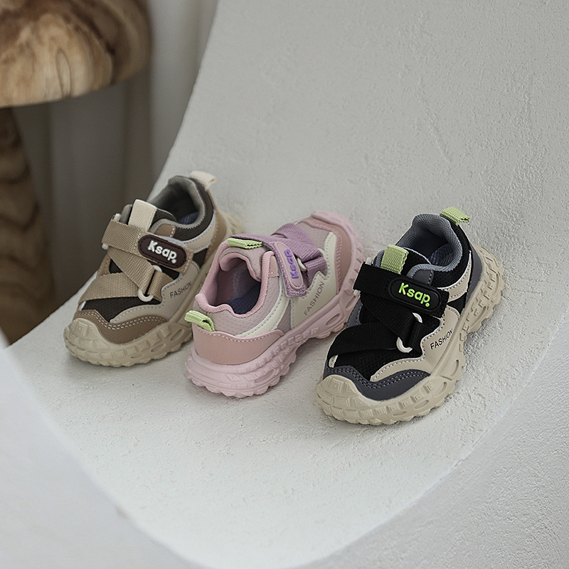 Fashion and versatile lightweight mesh shoes 2025 autumn new children's breathable summer shoes fashionable girls' sneakers