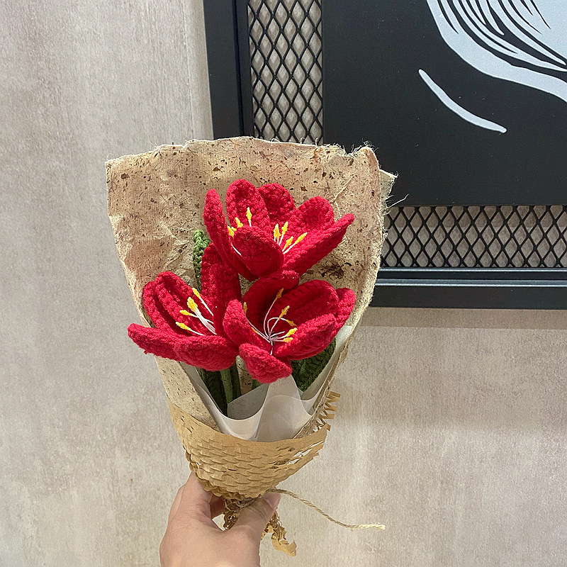 diy hand crocheted flowering tulip bouquet wool finished Valentine's Day Teacher's Day gift girlfriend gift