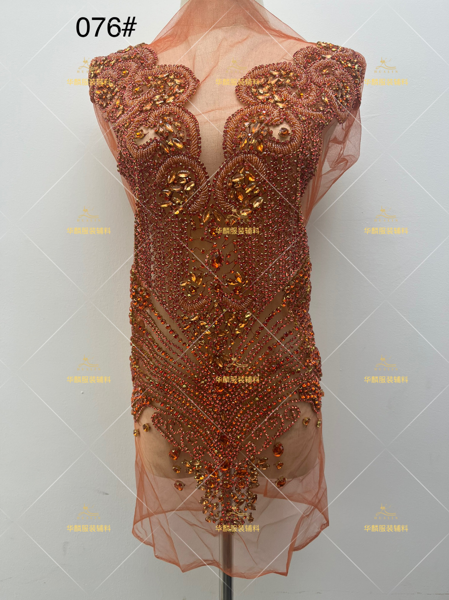 Picture of Hot Selling 18-Color Rhinestone Beading Xiuhe Clothing Applique Mesh Embroider Evening Dress Cutting Patch Cross-Border Wedding Accessories
