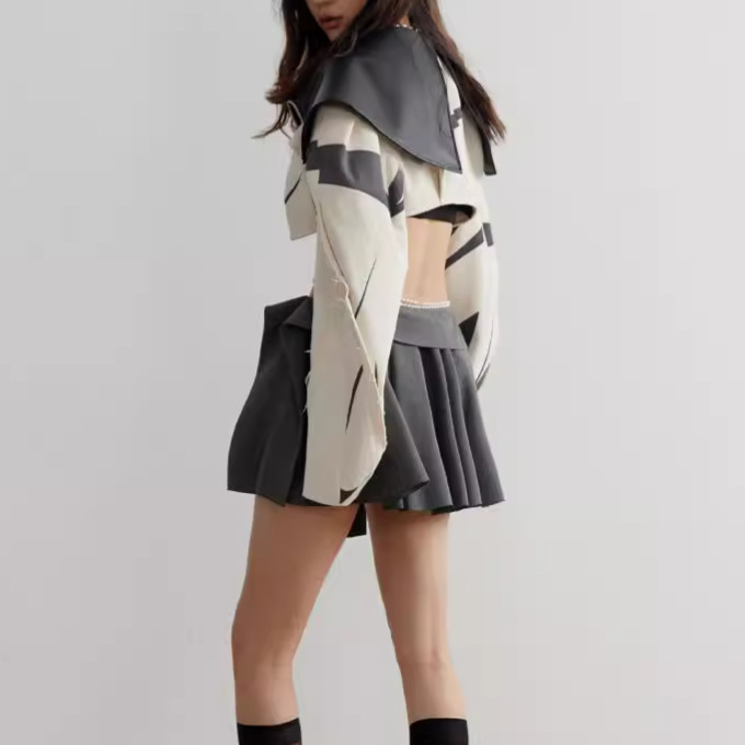 Picture of Personalized heavy industry design short coat for women Spring New style frayed edge contrast color stitching PU temperament lapel motorcycle top