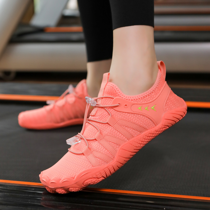 Picture of Indoor Fitness Shoes Men and Women's Shock Absorbing Running Shoes Quiet Rope Skipping Shoes Sports Yoga Shoes Women's Comprehensive Training Shoes