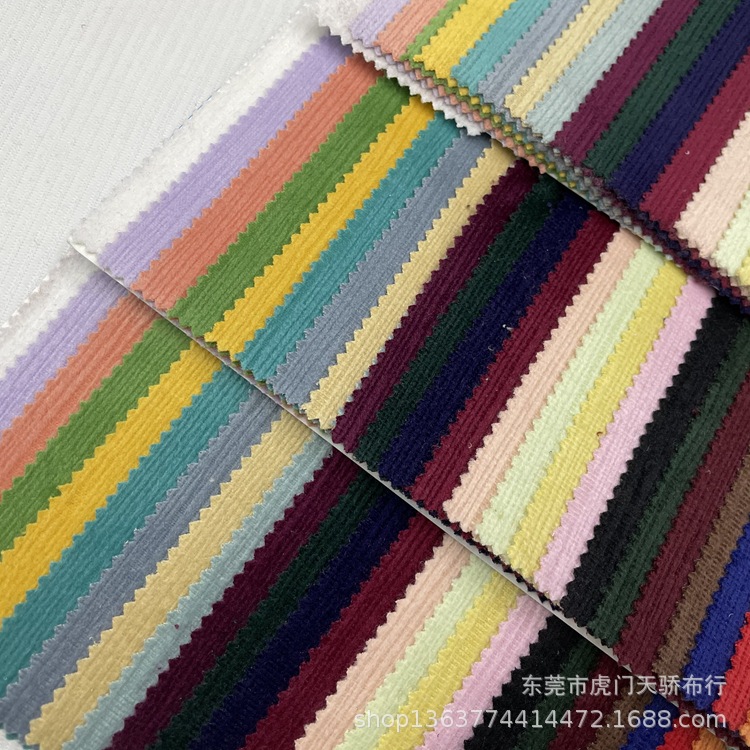 Spot supply of knitted polyester flannel wrinkle fabric 220 grams of bark wrinkle warp knitted corduroy bark wrinkle