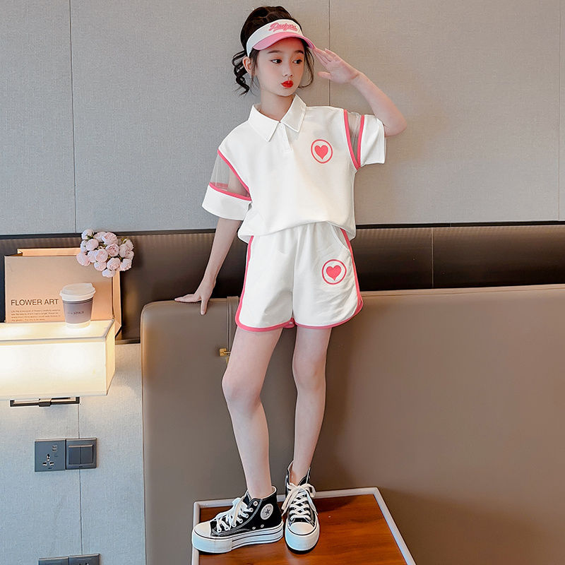 Picture of Girls' Summer New Korean Style Children's Casual Sports Suit for Older Children, Polo Collar Short Sleeve and Shorts Two-Piece Set