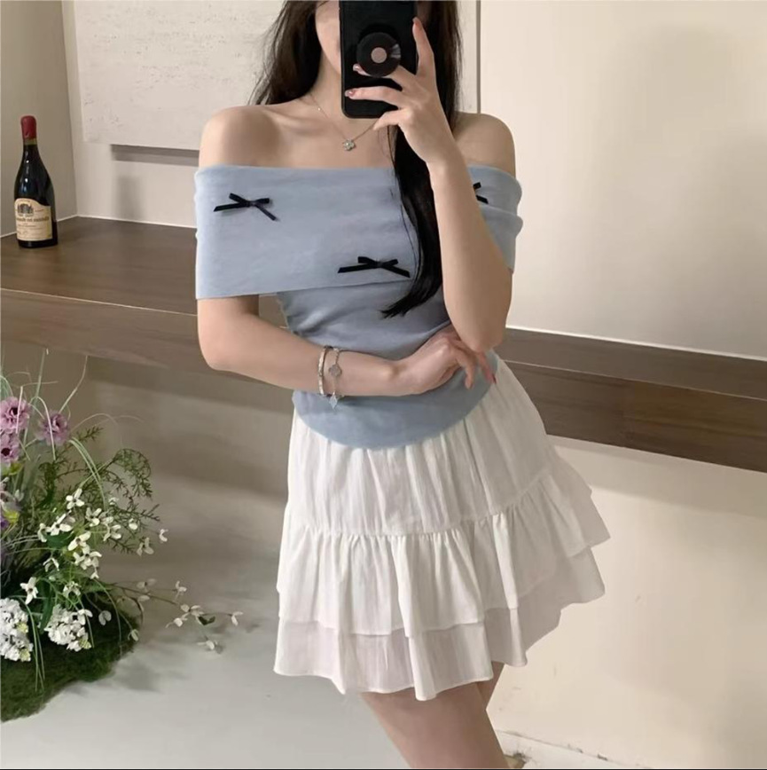 2024 new off-shelf solid color off-shoulder three-dimensional small bow close-fitting short hot girl sweater women's top