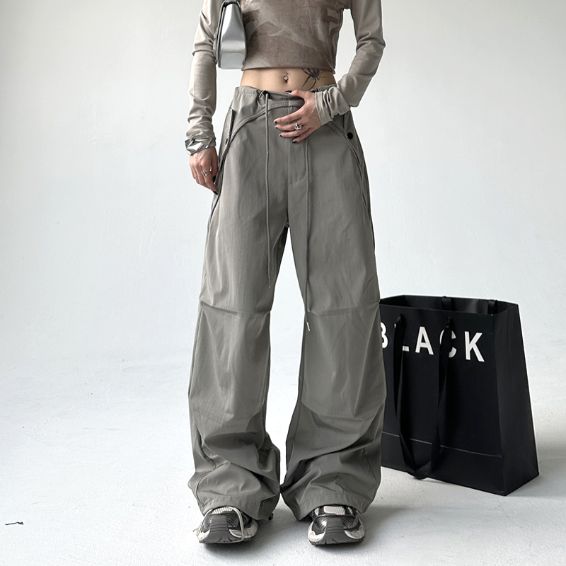 Picture of 2025 New Style Cargo Pants for Women, Spring and Autumn American Casual Jazz Loose Functional Outdoor Wide-Leg Sports Long Pants