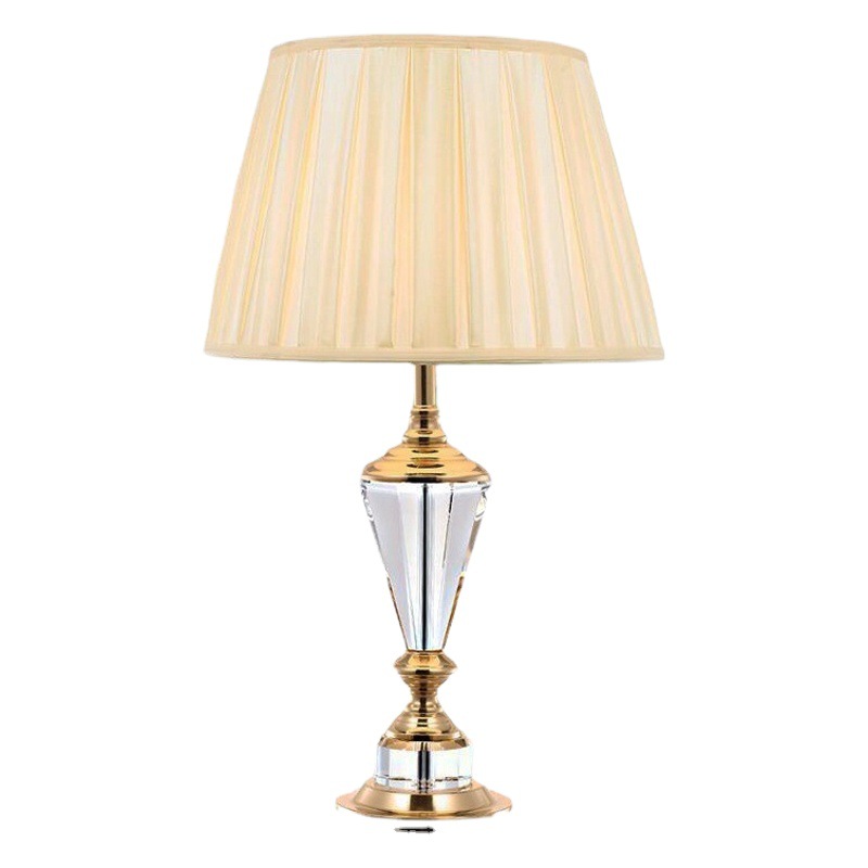 European Table Lamp Bedroom Bedside Lamp American Simple Fashion Creative Wedding Living Room K9 Decorative Crystal Table Lamp