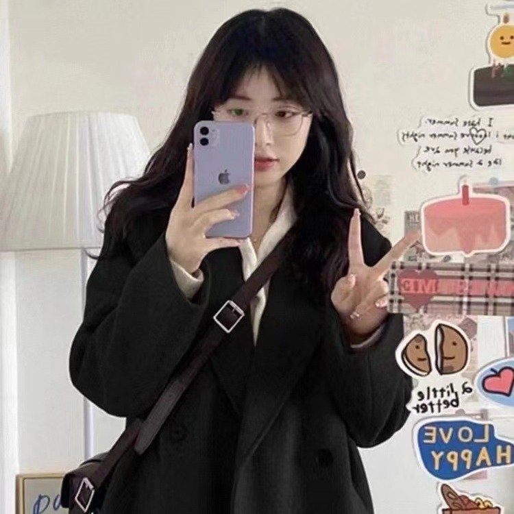 Black woolen coat for women 2024 spring and autumn Hepburn style high-grade small mid-length cashmere woolen coat