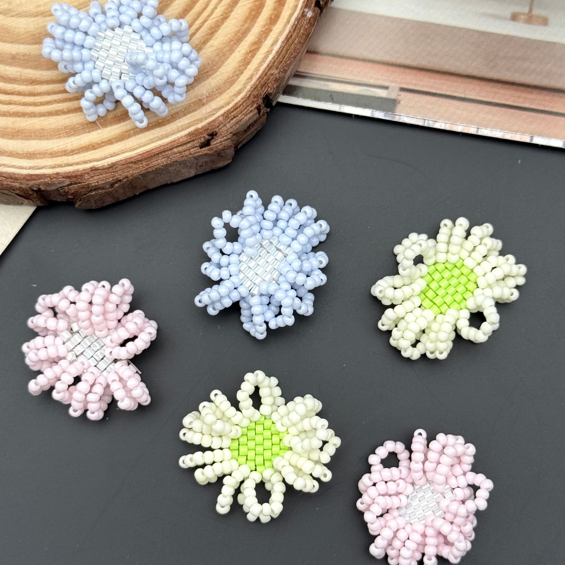 Picture of Small fresh daisy flower DIY hand-woven beaded hairpin hair ornament earrings material accessories