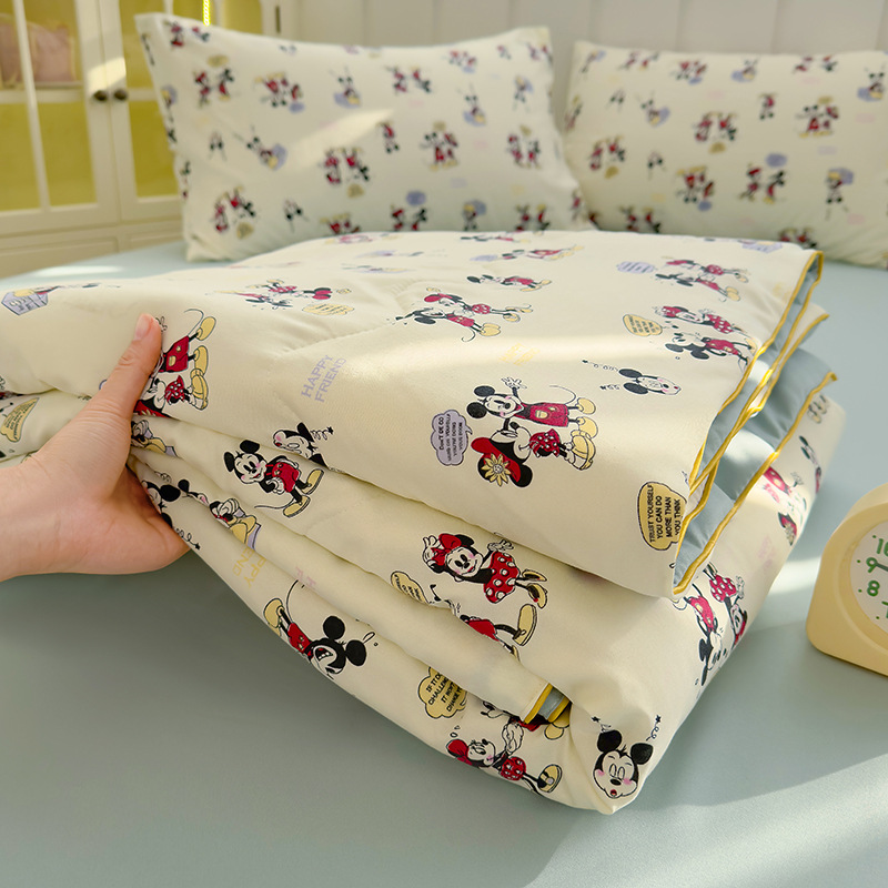 Picture of ClAss A WAshed Cotton Summer Cool Quilt ins Style Summer Soy Fiber Summer Quilt MAchine WAshAble Skin-friendly Air-conditioned Quilt WholesAle Group PurchAse