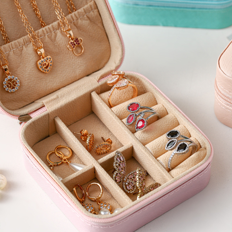 Picture of Leather Small Size Jewelry Storage Box Travel Portable Gift Box with Lock Jewelry Box High-End Jewelry Box