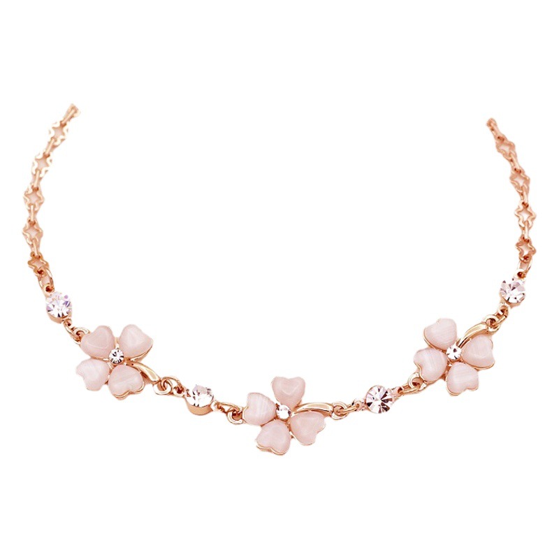 Zhen Rong new best selling pink diamond four-leaf clover bracelet peach blossom pink crystal bracelet jewelry a generation of hair