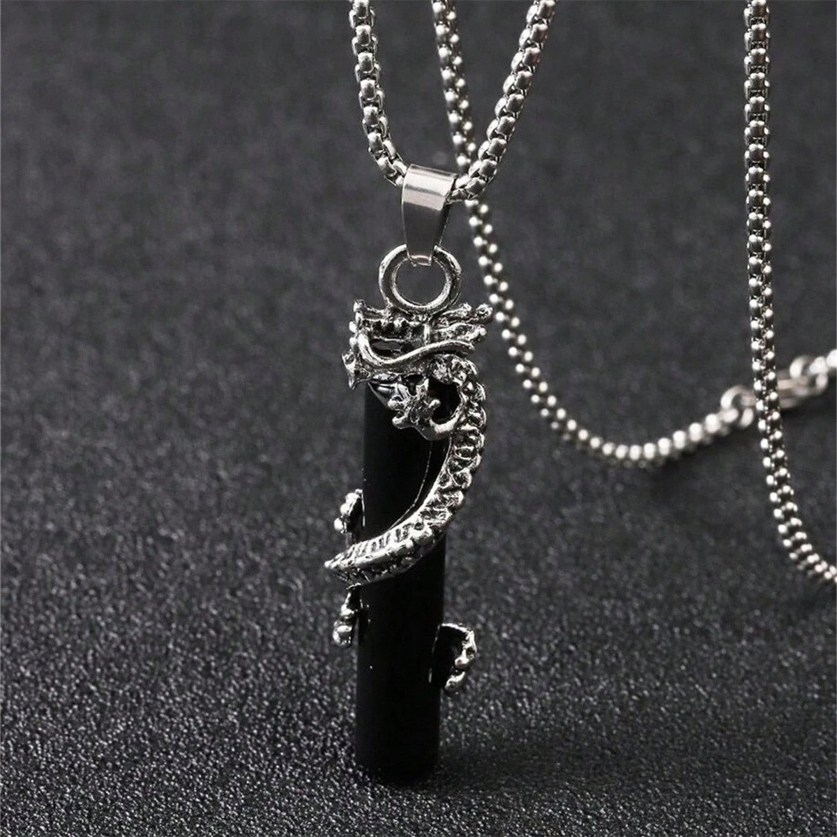 Europe and the United States cross-border retro classic dragon pendant crystal pendant keel chain sweater chain necklace