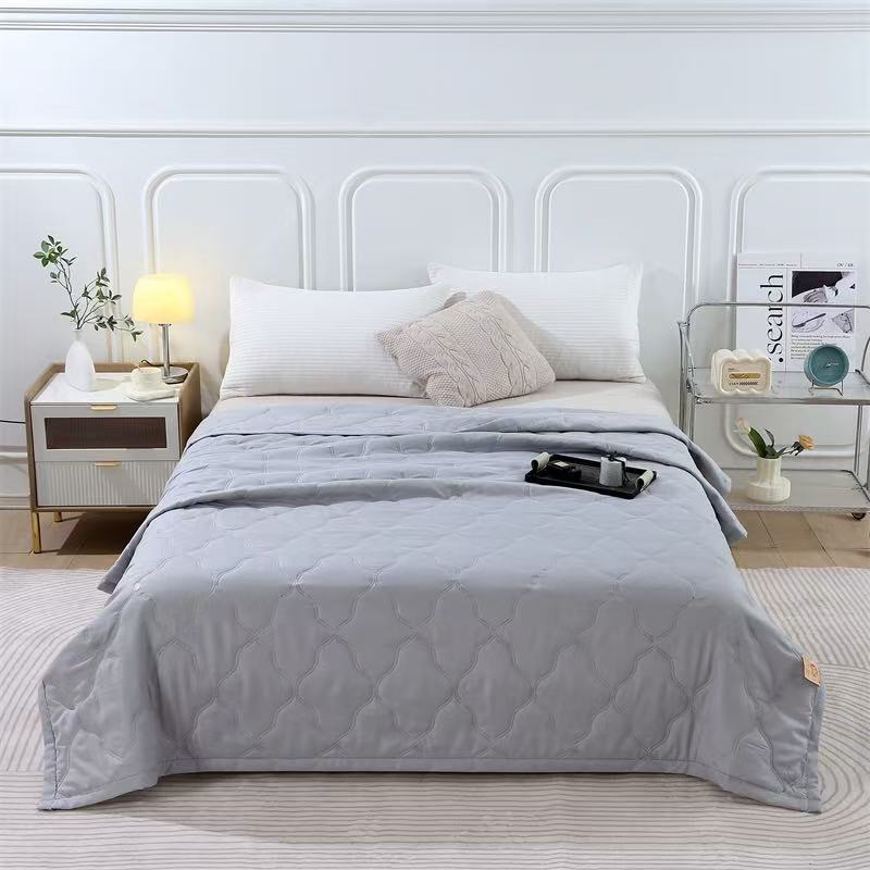 Picture of New store celebration gift quilt summer quilt air conditioning quilt opening gift quilt will sell gift quilt thin quilt printable lo