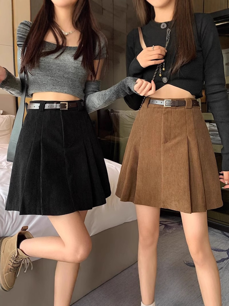 High Waist A- Line Corduroy Short Skirt Women's Autumn and Winter brown Anti-Light Pleated Skirt Skirt plus size Niche Age-Reducing Skirt