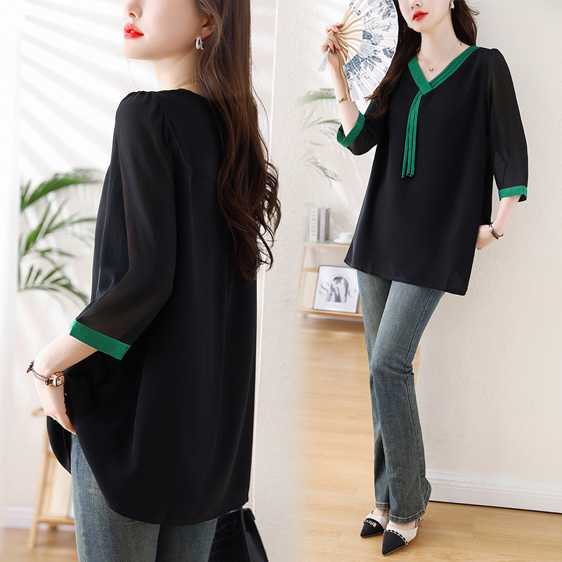 Picture of 2025 New Fat Plus Size Loose Chiffon T-shirt Shirt Women's Flesh Covering Slim Fashionable V-neck Contrast Color Short Sleeve Top