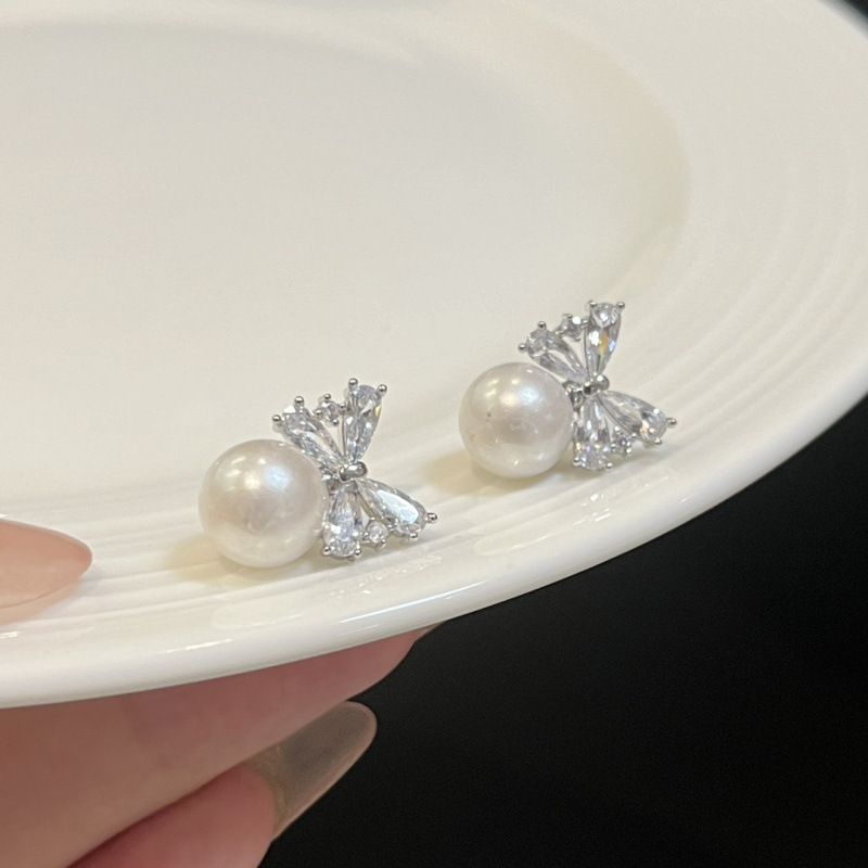 Picture of Bow Earrings with Gold Crystal Bow Earrings 10-11mm Edison Slightly Imperfect Freshwater Pearls