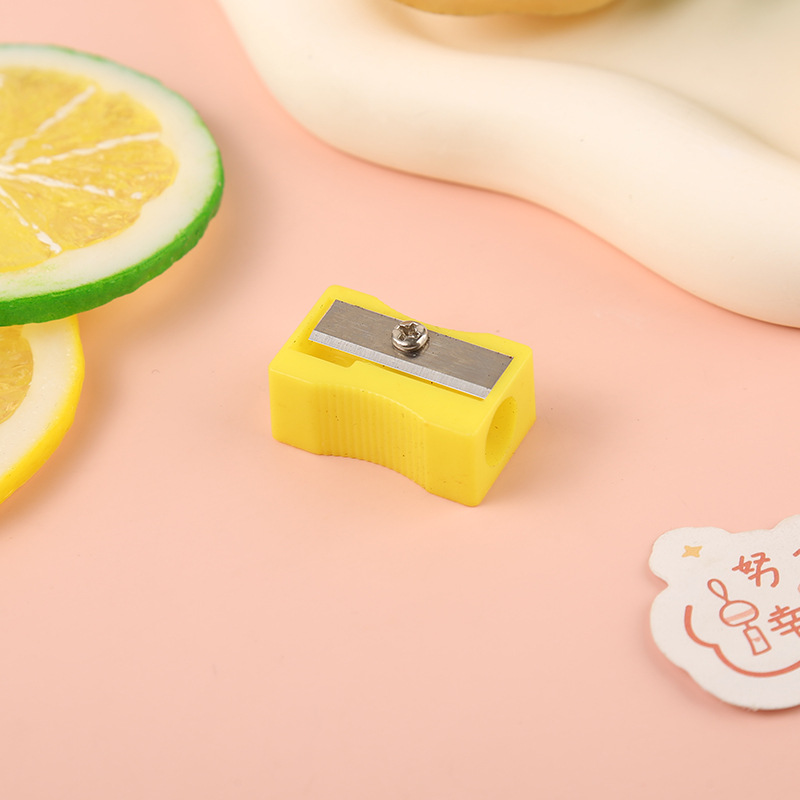Picture of Single Hole Small Square Pencil Sharpener Small Pencil Sharpener Pencil Sharpener Primary School Student Stationery Wholesale Kindergarten Small Prizes