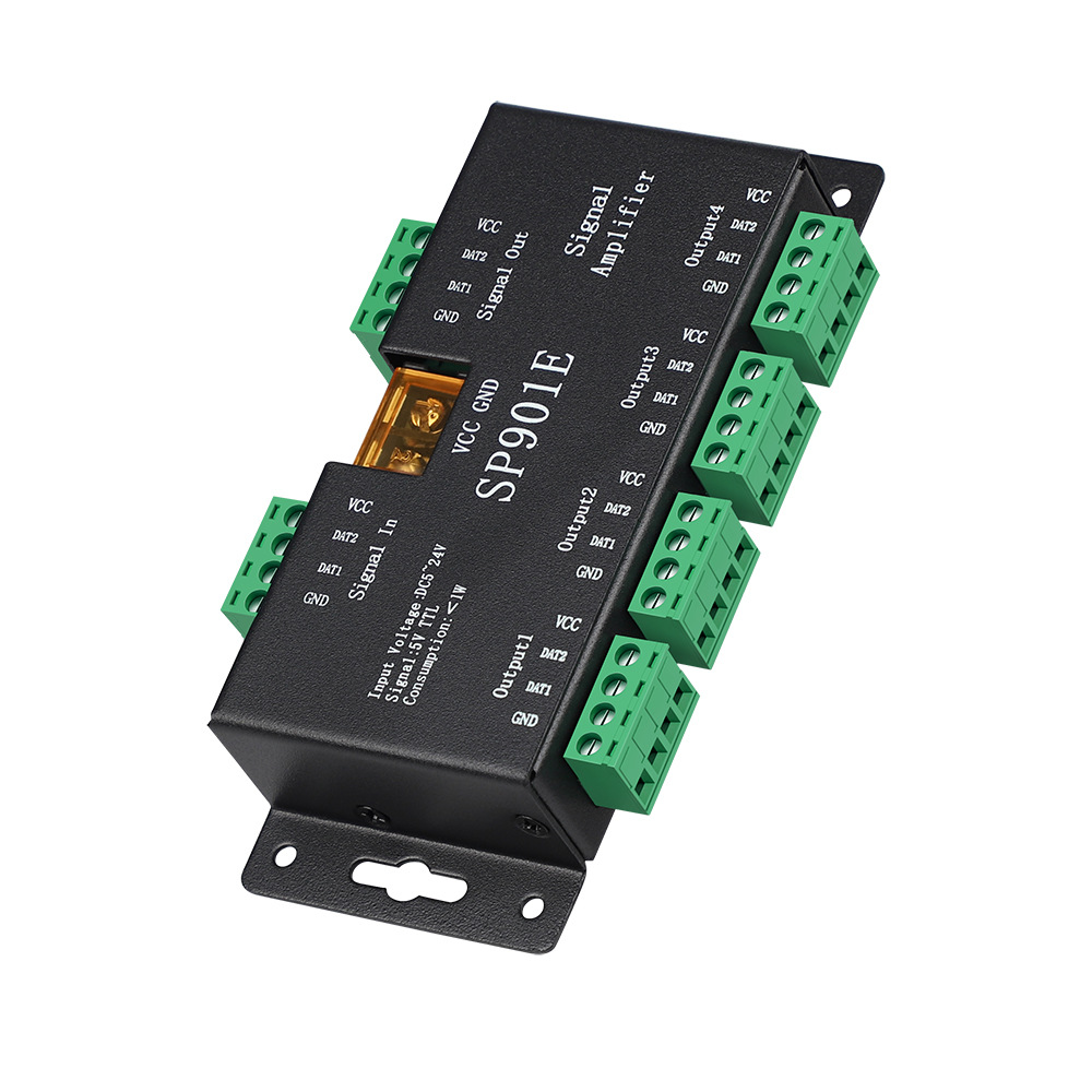 Picture of LED magic color amplifier 2811 magic color light bar signal amplifier 5-way SPI signal amplifier SP901E