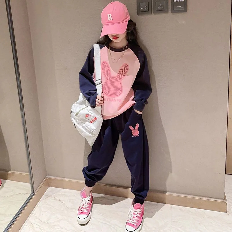Girls' suit Autumn 2023 New Western Style Children's Sports Spring and Autumn Dress Big Children's Internet Celebrating Leisure Two-Piece Fashionable