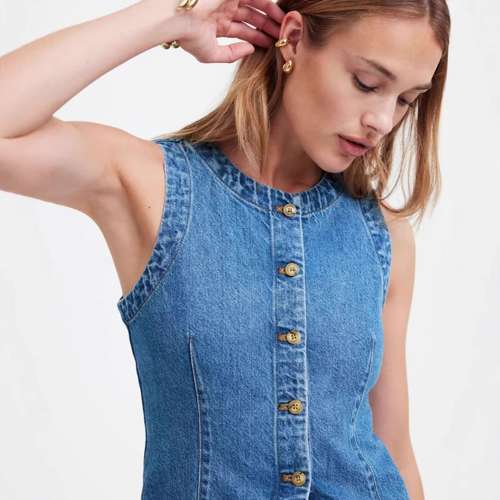 Picture of European and American Foreign Trade Cross-Border Women's Clothing Autum New Amazon Washed Button Round Neck Sleeveless Denim Vest