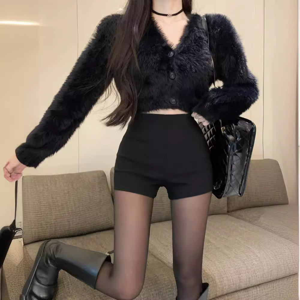Picture of Black high waist hot girl wear slim fit tight slimming shorts women's autumn and winter stretch casual fleece-lined bottoming boot pants