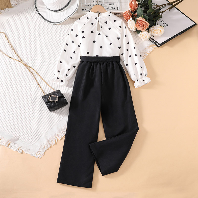 Picture of Girls' Suits Cross-Border Medium and Large Children's Clothing Spring New Valentine's Day Love Print Long-Sleeved Tops Children's Two-Piece Set