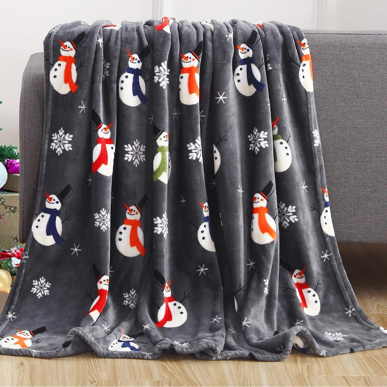 Picture of Christmas atmosphere winter snowman blanket soft and comfortable flannel warm home essential blanket holiday gift