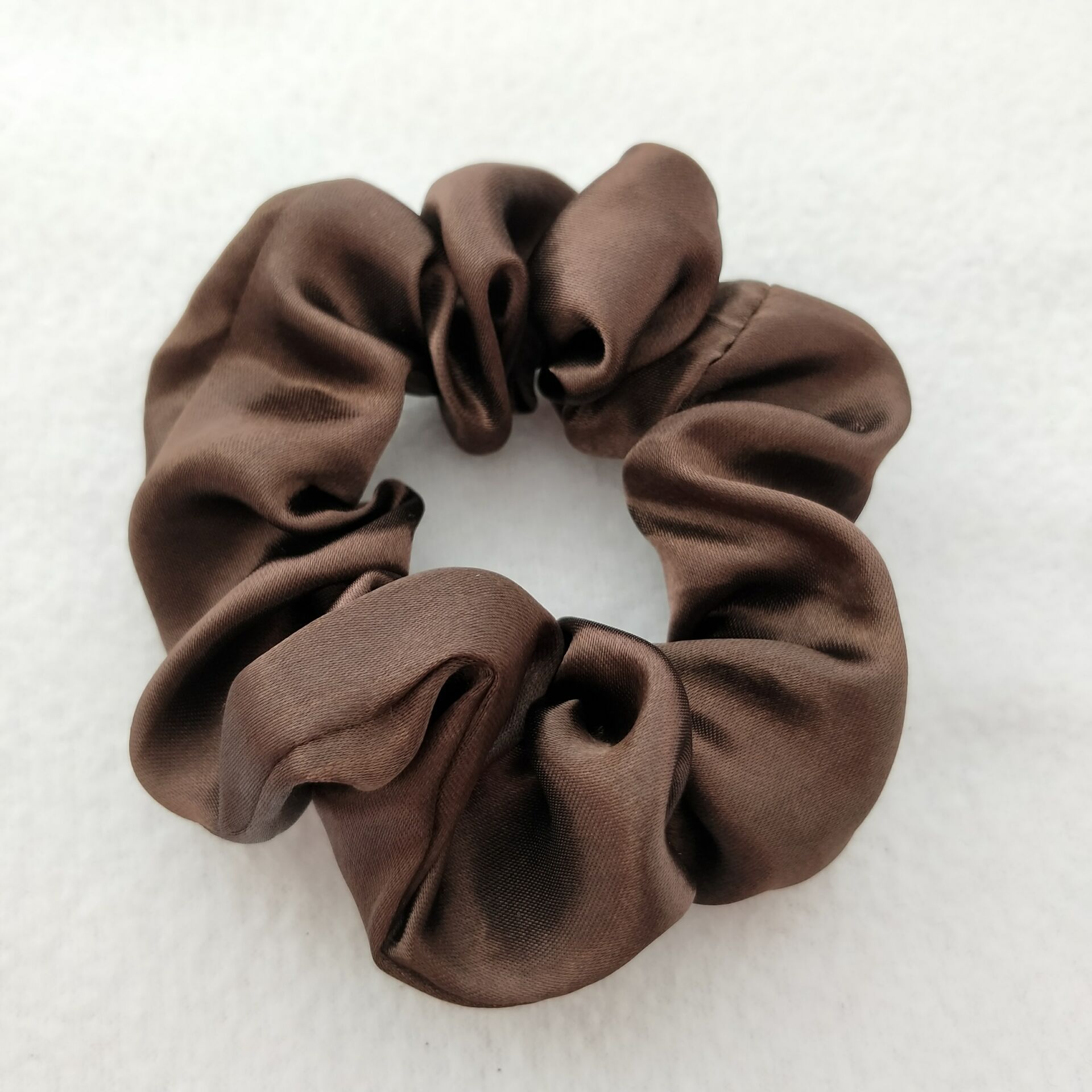 Picture of Cross-Border Amazon Satin Fabric Satin Scrunchie for Women, High-End Bun Hair Tie