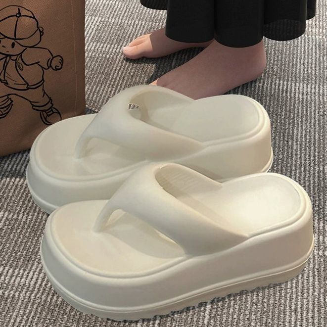 2024 New Arrival Flip-Flops Women's Summer Fashionable Internet-famous Height-increasing All-match Thick Bottom Shit-feeling Beach Sandals and Slippers for Outer Wear